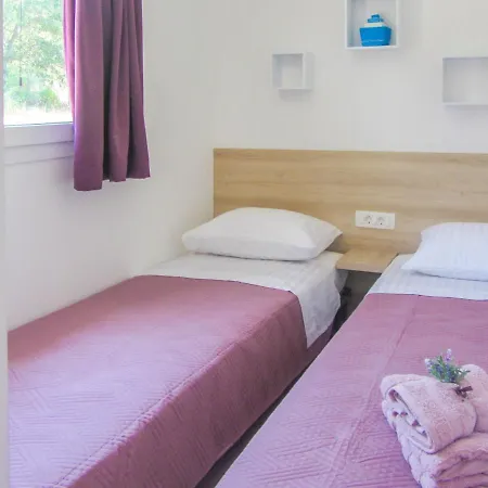 Mobile Opal 2 Biograd Na Moru