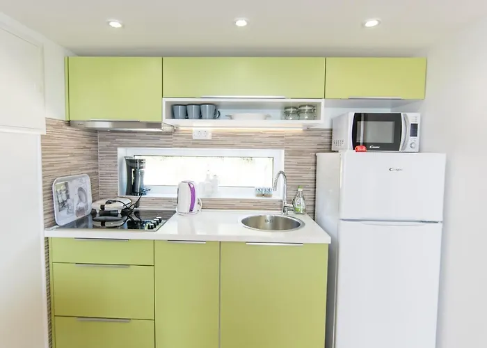 Mobile Opal 2 Biograd Na Moru